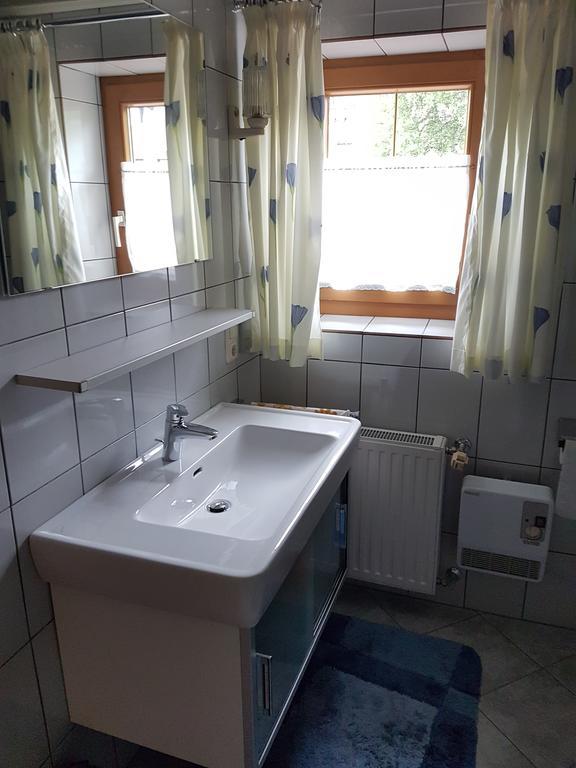 Haus Deutinger Otel Piesendorf Oda fotoğraf